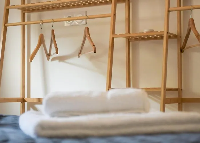 Private Pool And Waterfront Villa *