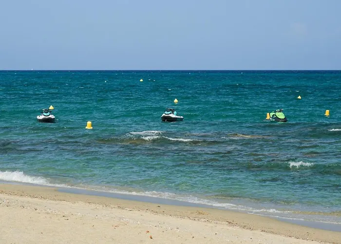 Villa Private Pool And Waterfront